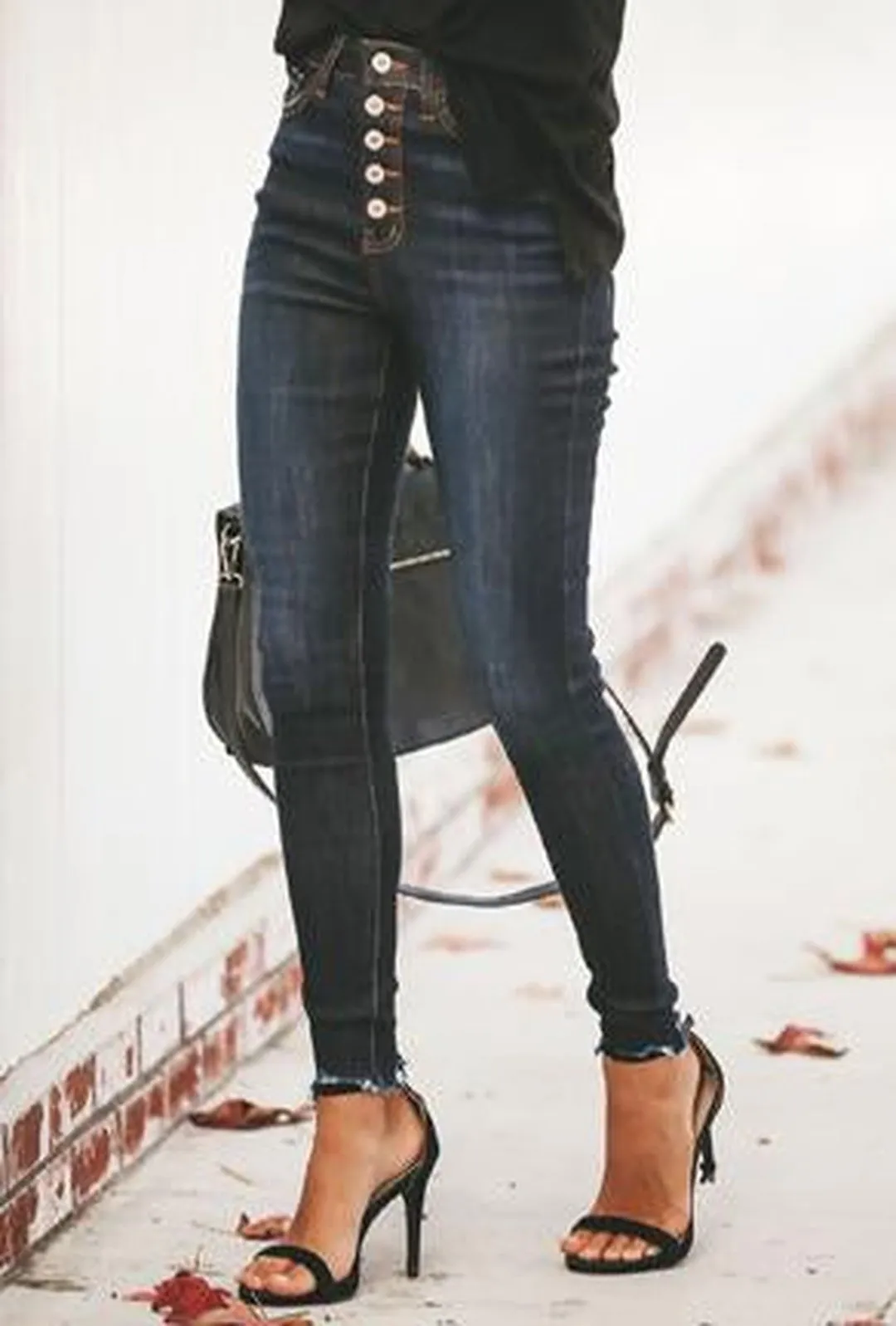 AMRITA - FLY FRONT JEANS