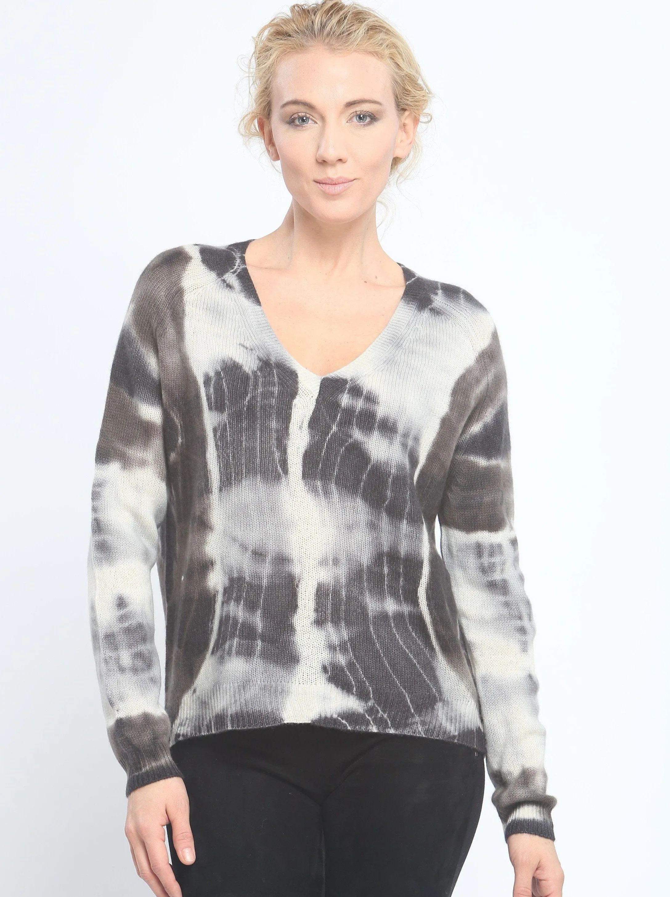 Cashmere Hand Dye V Neck Pullover