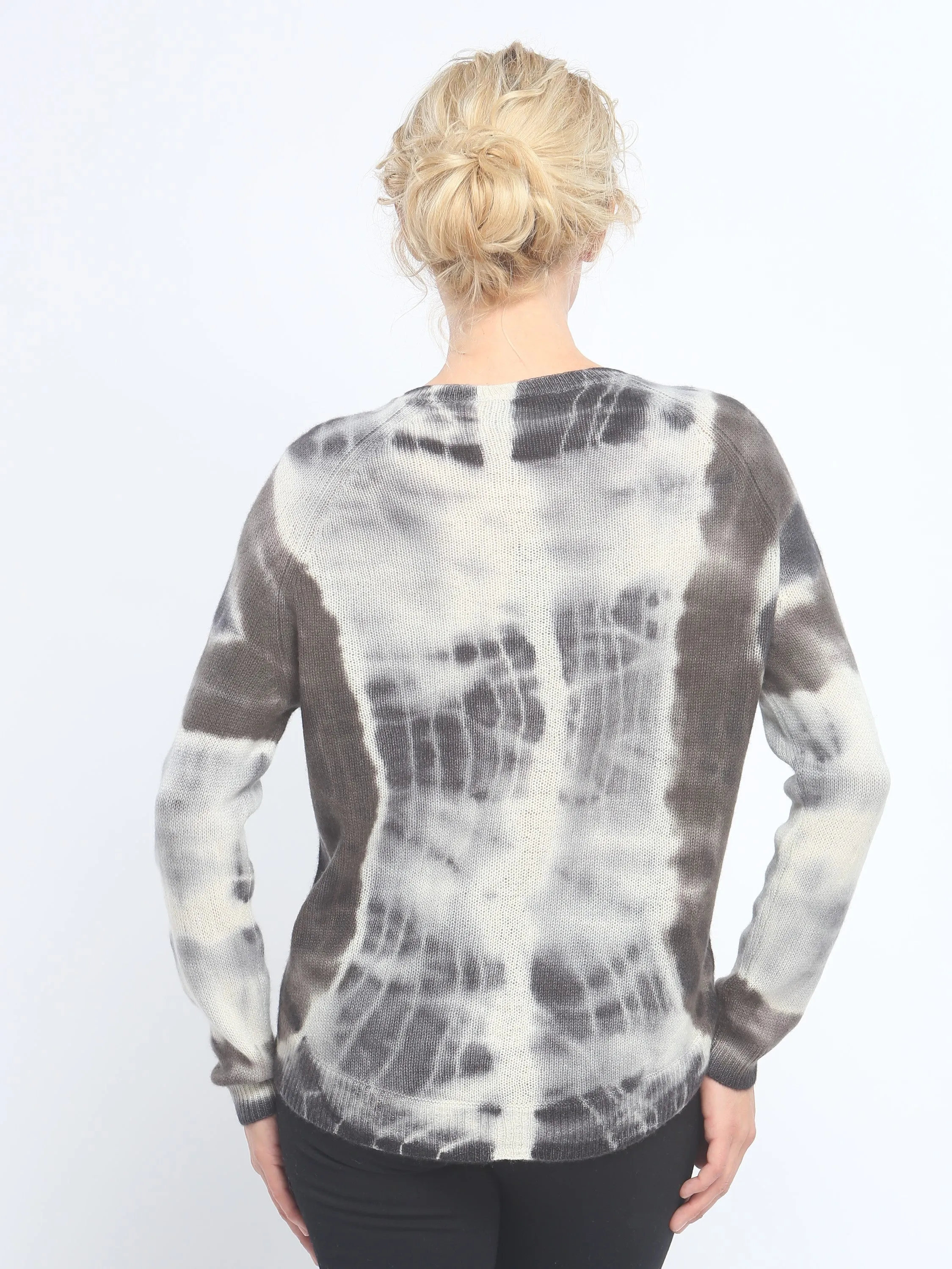 Cashmere Hand Dye V Neck Pullover