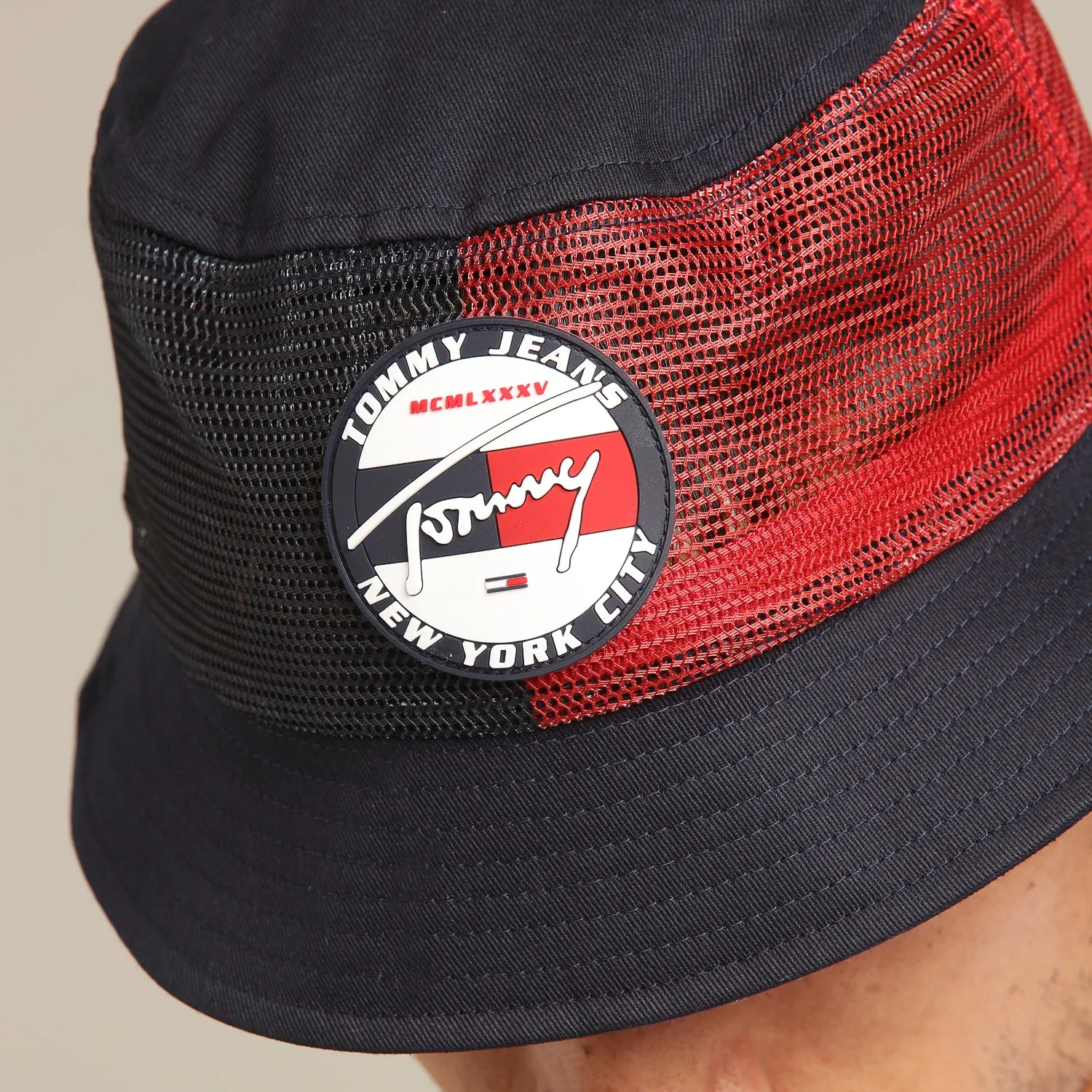 Tommy Jeans TJM Heritage Bucket Hat Navy/Red